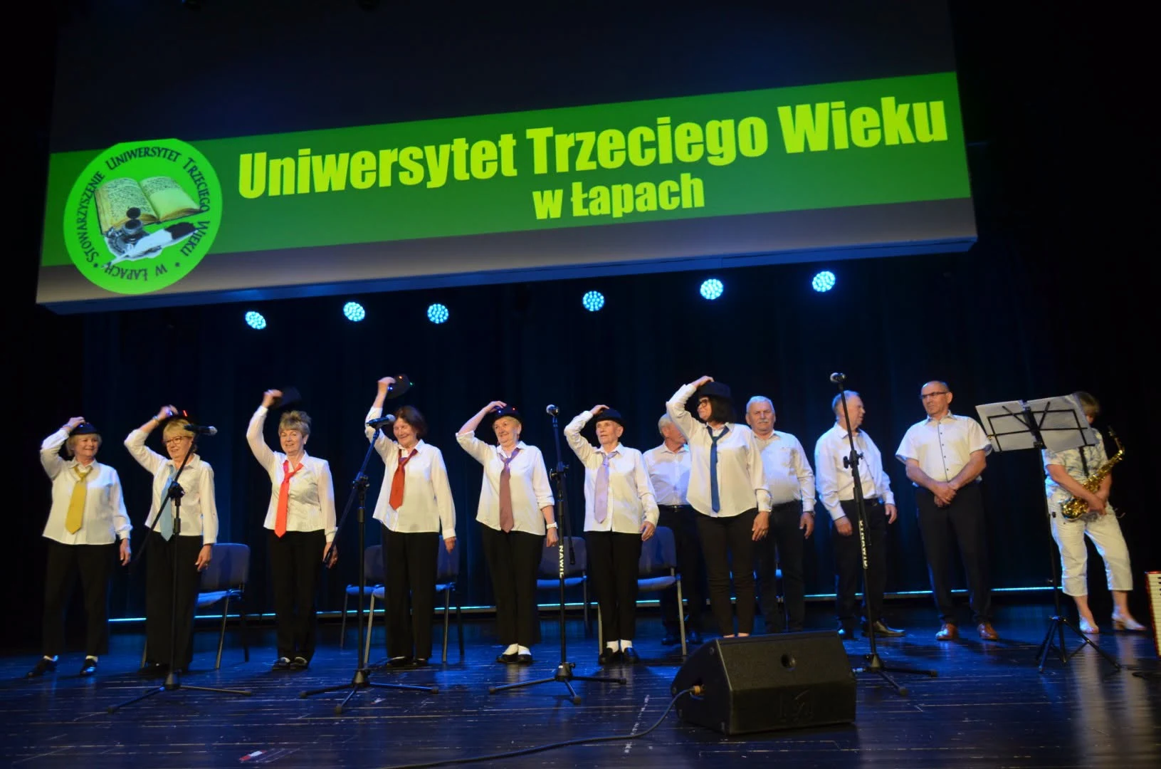 UTW w Łapach zakończył rok akademicki. Jest nowy prezes — zdjęcie 35