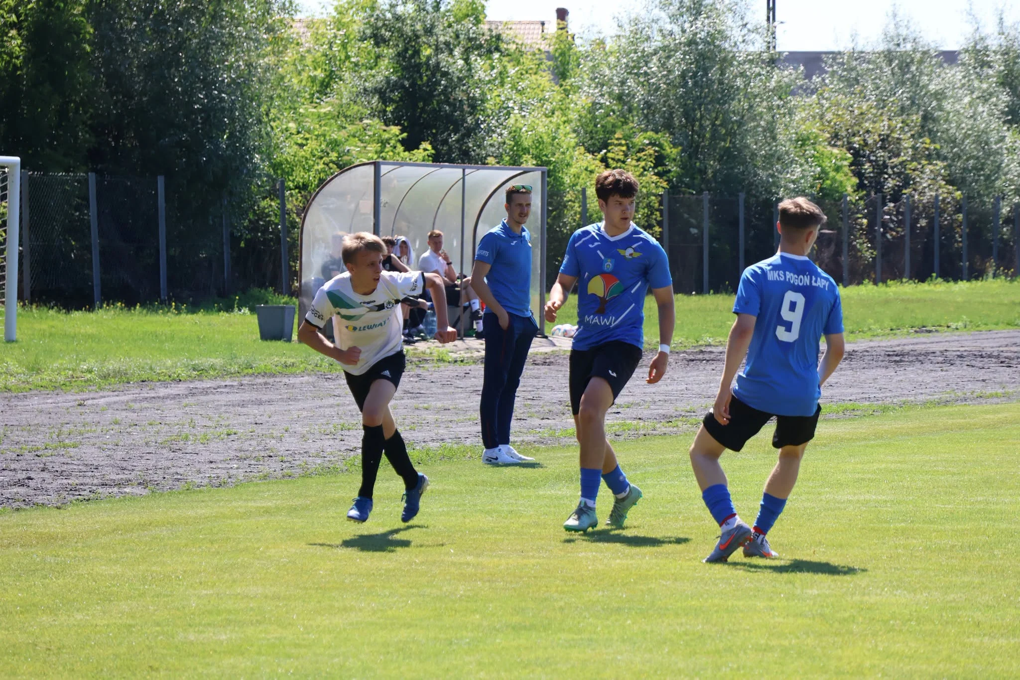 Koniec sezonu w Akademii Pogoni Łapy. Junior A1 na podium! — zdjęcie 11