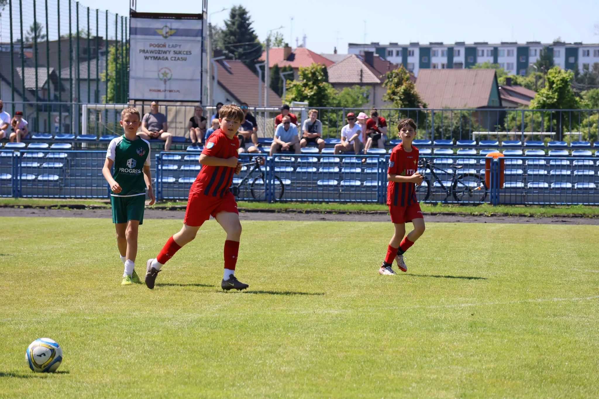 Koniec sezonu w Akademii Pogoni Łapy. Junior A1 na podium! — zdjęcie 42